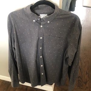 Mens Old Navy classic shirt